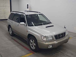 Двери Subaru Forester SF
