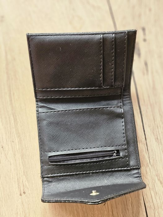 Guess - Портмоне дамско
