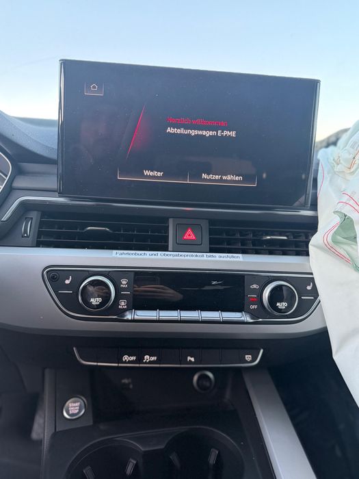 Audi A4 2023 2.0 TDI - Avariat