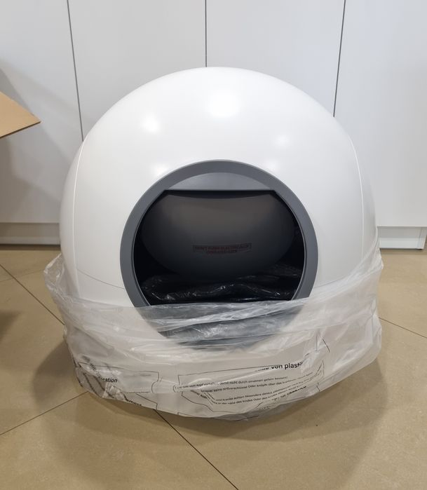 Litiera Smart cu Sistem de Curatare Automata pentru Pisici