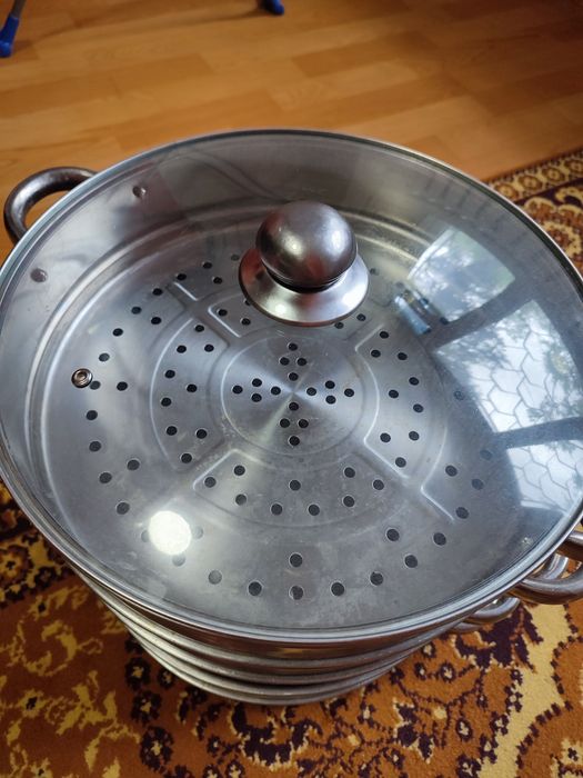 Продается Мантоварка