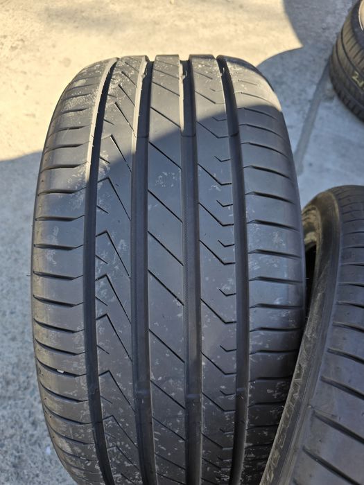 Anvelope vara 245 40 19