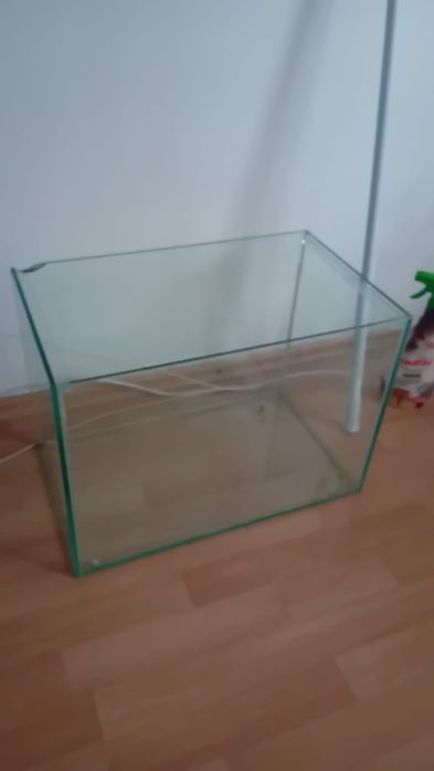 Acvariu peşti 60 L cu accesorii