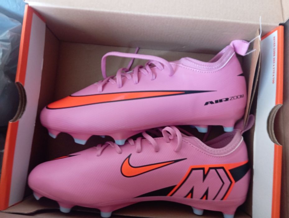 Ghete fotbal crampoaane Nike mercurial vapor 16