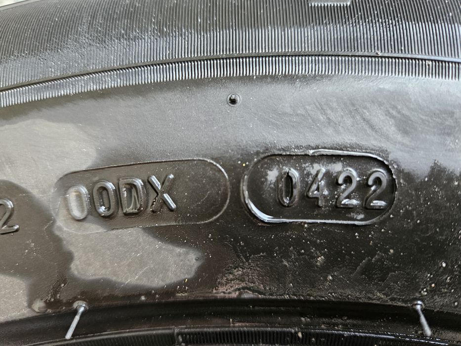 2бр. Летни гуми 215 65 17 Michelin Primacy ДОТ 22