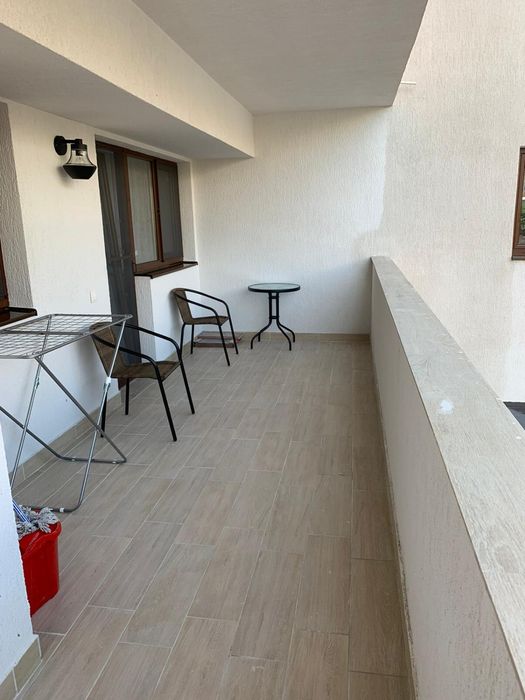 De închiriat apartament 2 camere – zonă centrală,