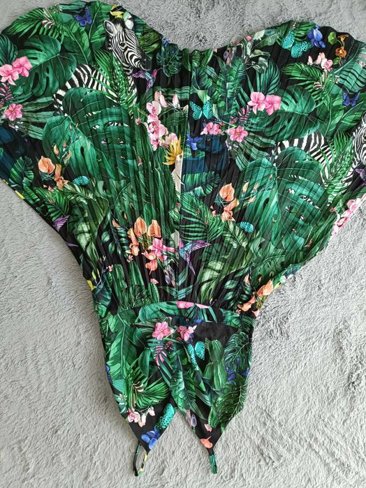 Rochie exotică Mohito