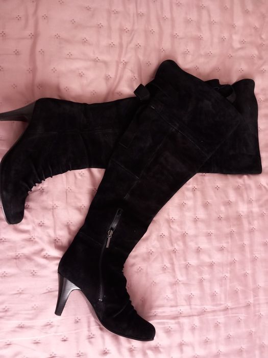 Cizme piele întoarsă