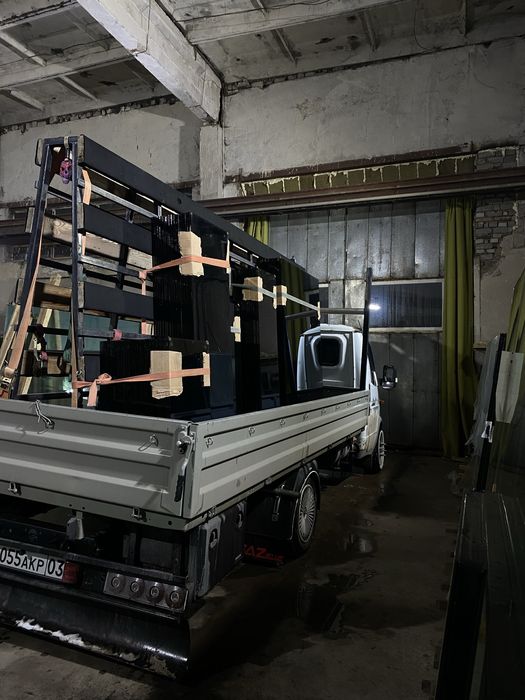 Газель Пирамида Стекло