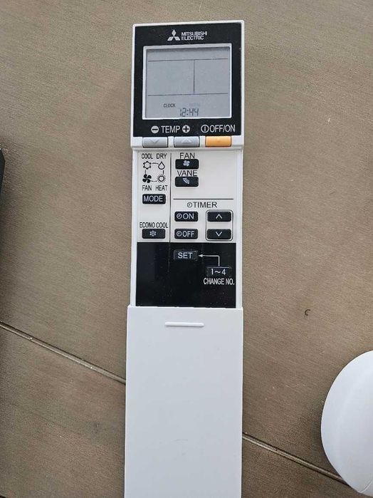 Продавам климатик Mitsubishi Electric MSZ-WN25VA (инвертор)