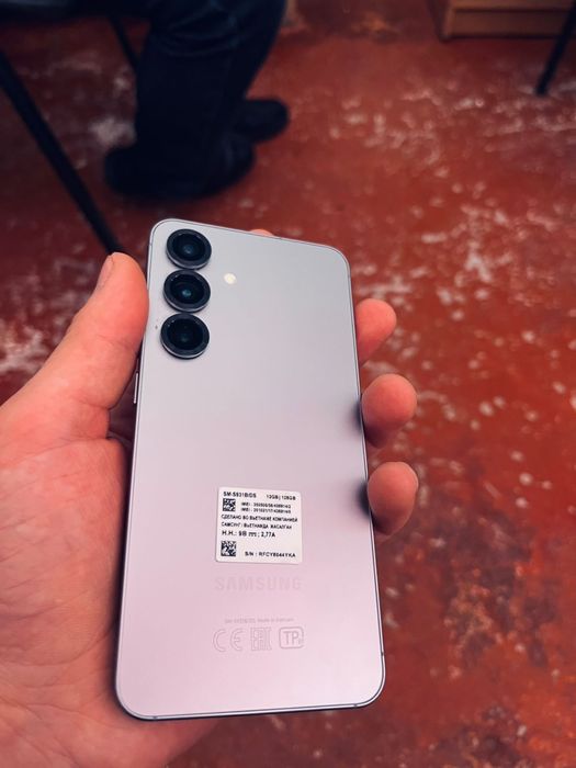 Продам самсунг S25 128гб