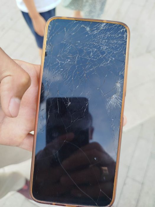 Redmi 12 телефон
