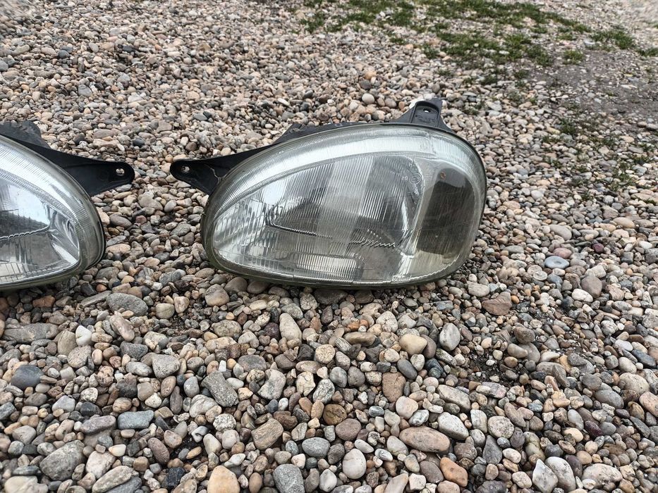 ляв и десен фар за опел корса б OPEL CORSA B