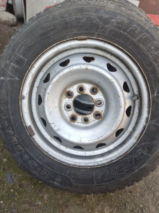 продам диски с шинами