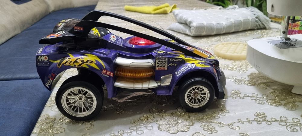 Уйинчок машина сотилади