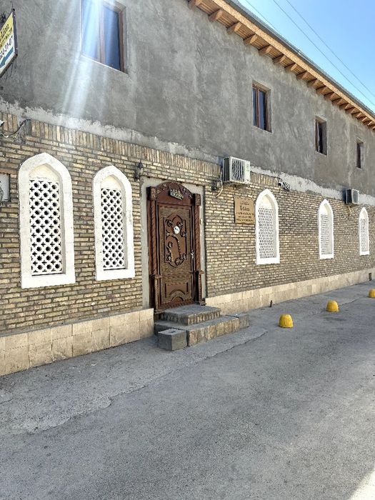 Мехмонхона Бухоро Эски шахарда марказда.Паричка кабул килмаймиз ..!