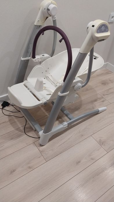 Продам стульчик-электрокачеля maribel