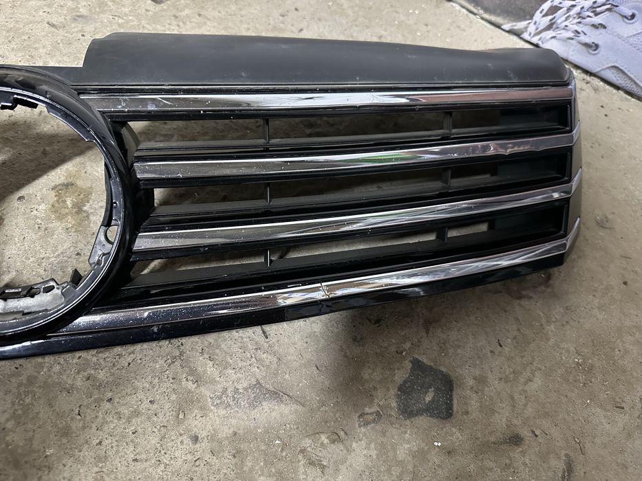 Решетка Passat 7