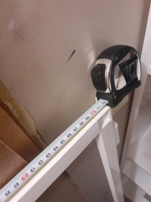 Комарник за прозорец 127 х 72 см. нов, сглобен, никога не е използван