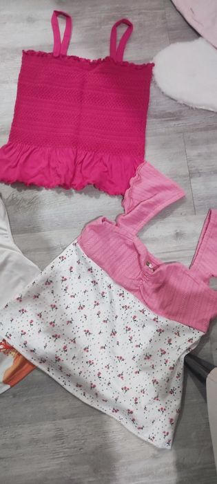 Бански с флорални мотиви и летни дрешки