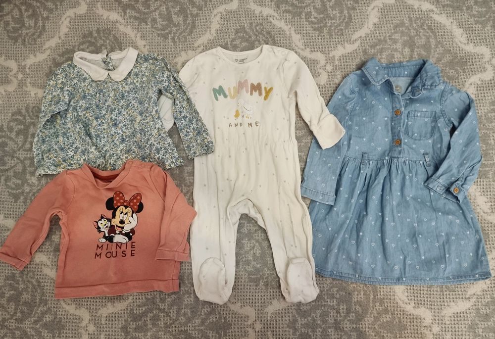 Lot hainute fetite 6-12luni, masuri 74-80, 22piese