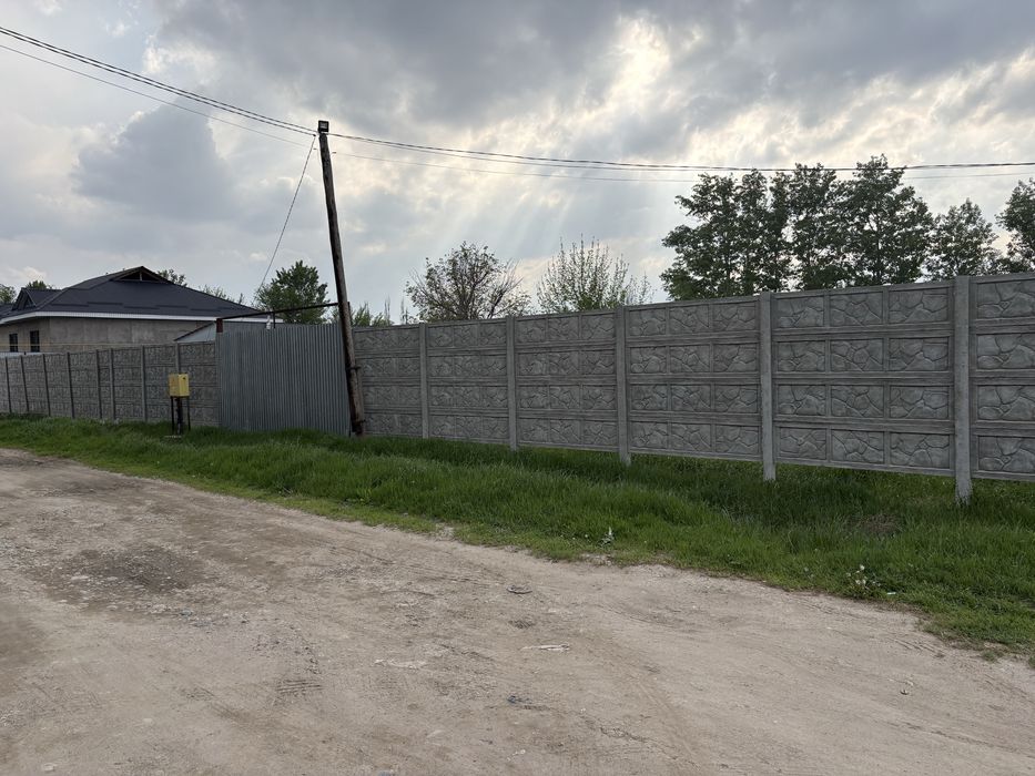Продам участок 7 соток — свет, газ и центральная вода