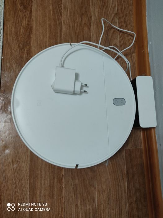 Продам робот пылесос Xiaomi