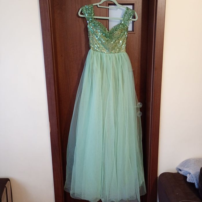 Rochie fata mărimea xs