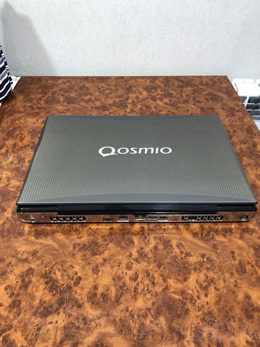 Ноутбук Космио от Тошиба Япония