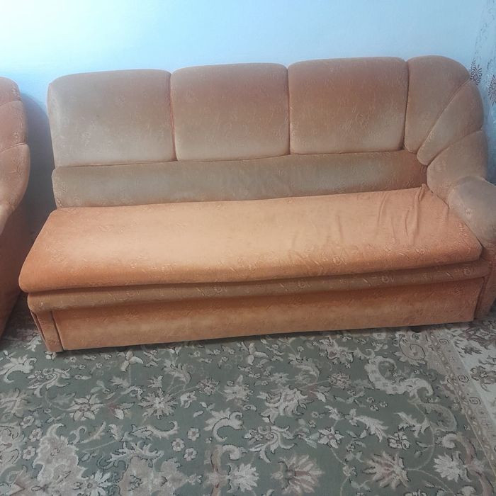 Отдам диван даром