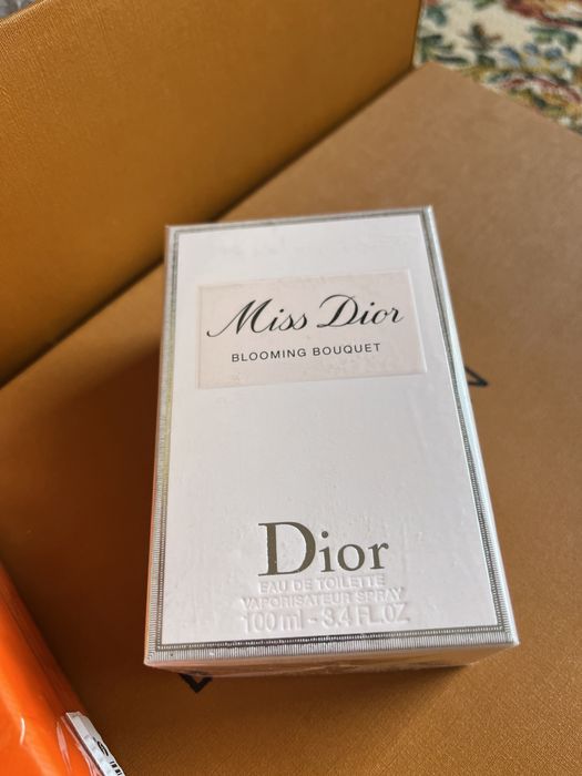 Парфюм женский