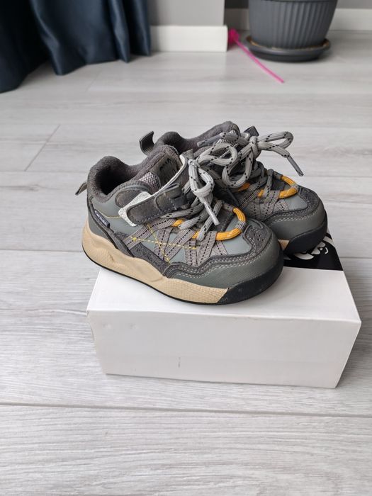 Кроссовки  детские