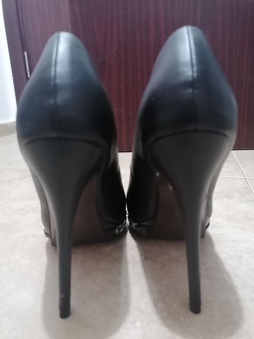 Обувки на Tendenz