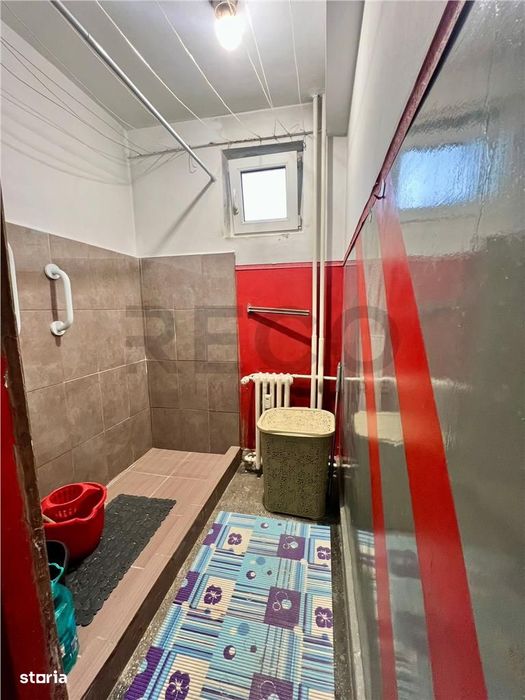 RECO Apartament 3 camere etaj intermediar zona Rogerius str. Transilva