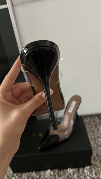 Pantofi Alaia Coeur piele naturala pe stoc