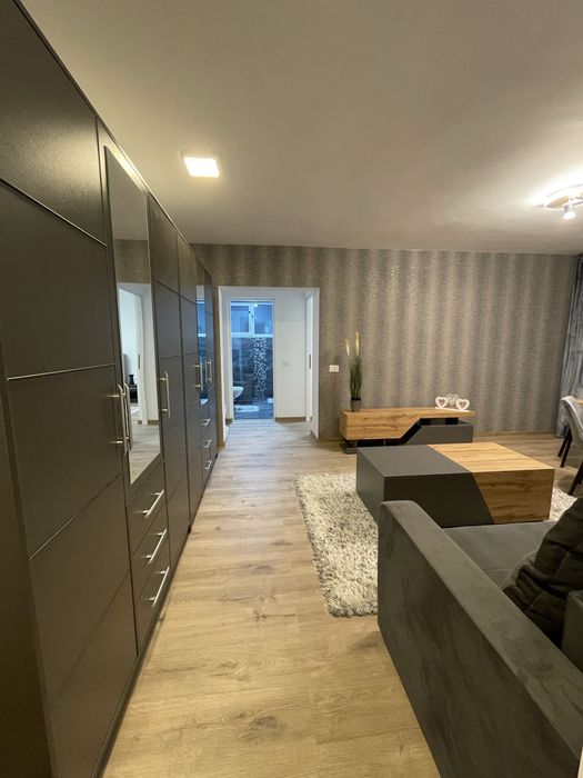 Inchiriez apartament 2 camere
