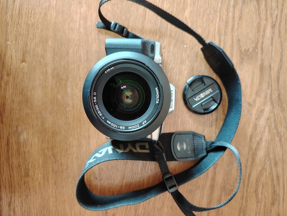 Minolta Dynax 5 SLR cu film