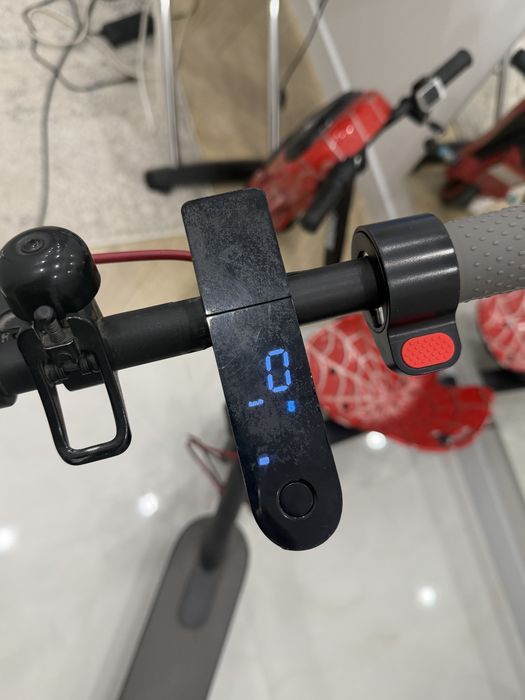 Электросамокат xiaomi