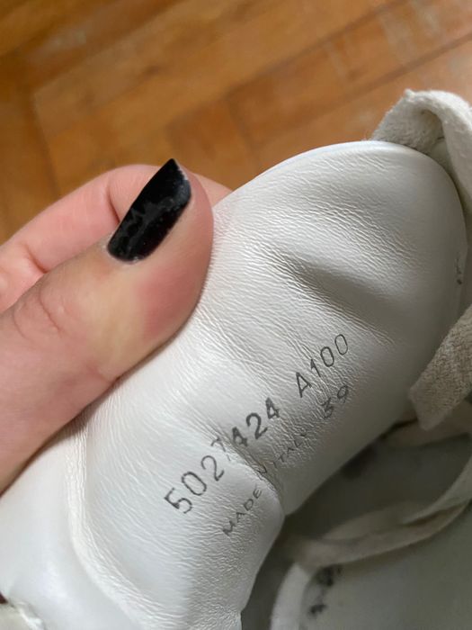 Escada кожени обувки