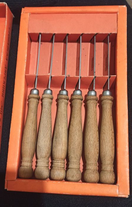 Ретро български ножове и вилици