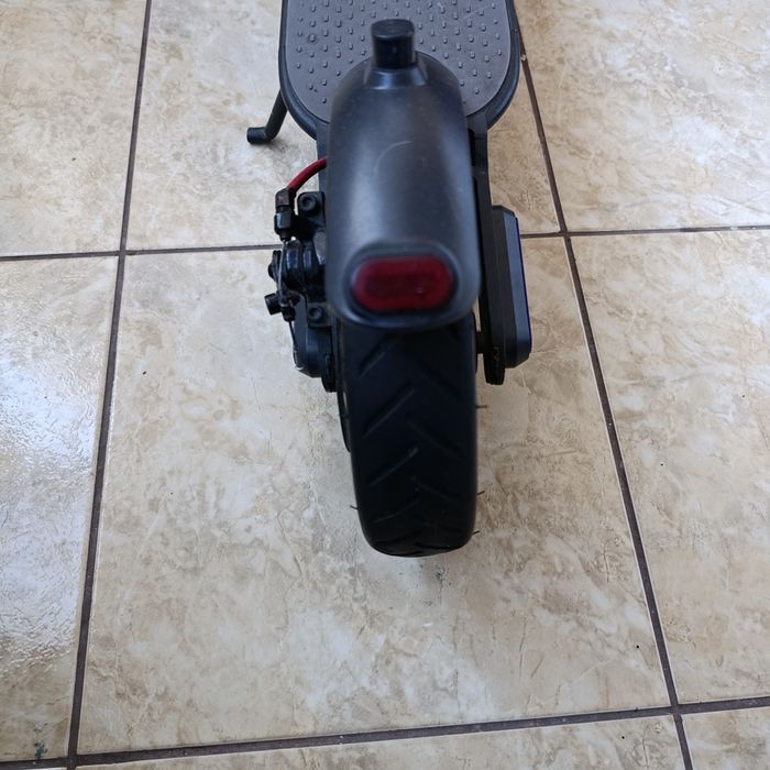 Trotineta Xiaomi M365