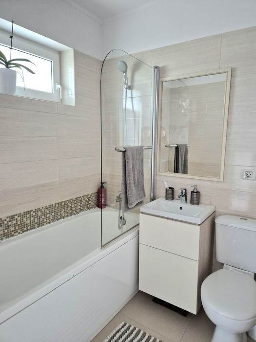 Inchiriez apartament 3 camere premium Dobroesti