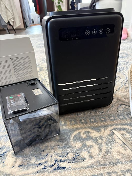 Dezumidificator cu telecomanda