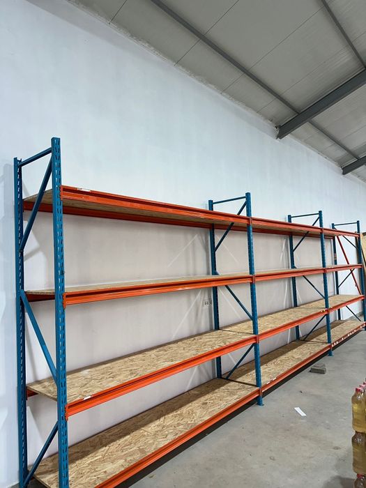 Rafturi industriale pentru depozitare sau magazine și 3 lize manuale
