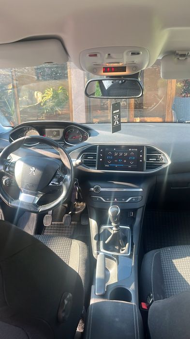 Vind Peugeot 308  Fab 2020