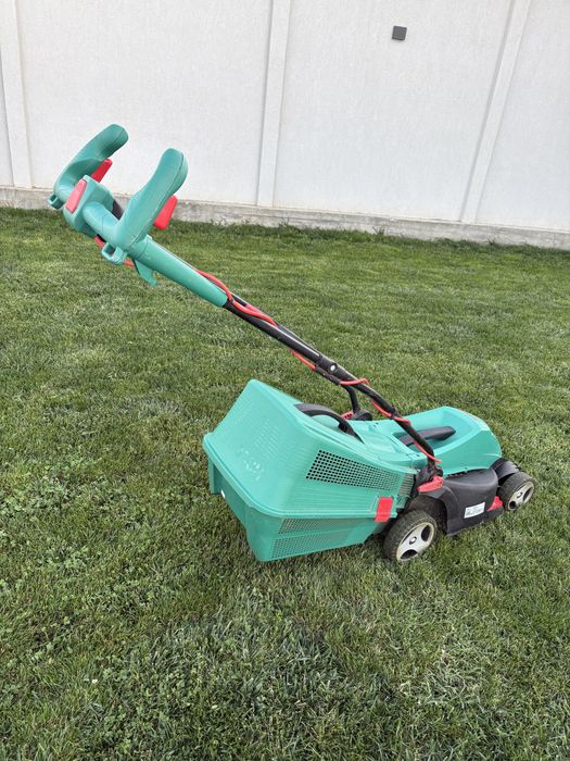 Masina tuns iarba Bosch ARM 37 - 1400W