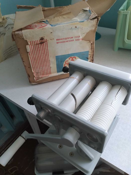 Соковыжималка электрическая