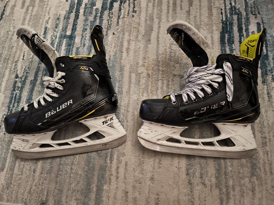 Коньки хоккейные