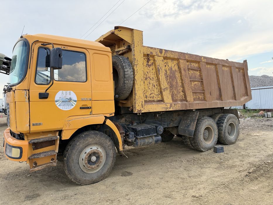SHACHMAN F2000 25 тонн