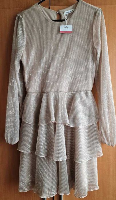 Нова рокля от Sinsay - размер S